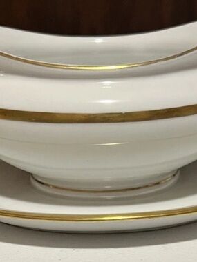 Eschenbach Bavaria Germany Baronet Porcelain China  Gravy Boat Underplate Regina